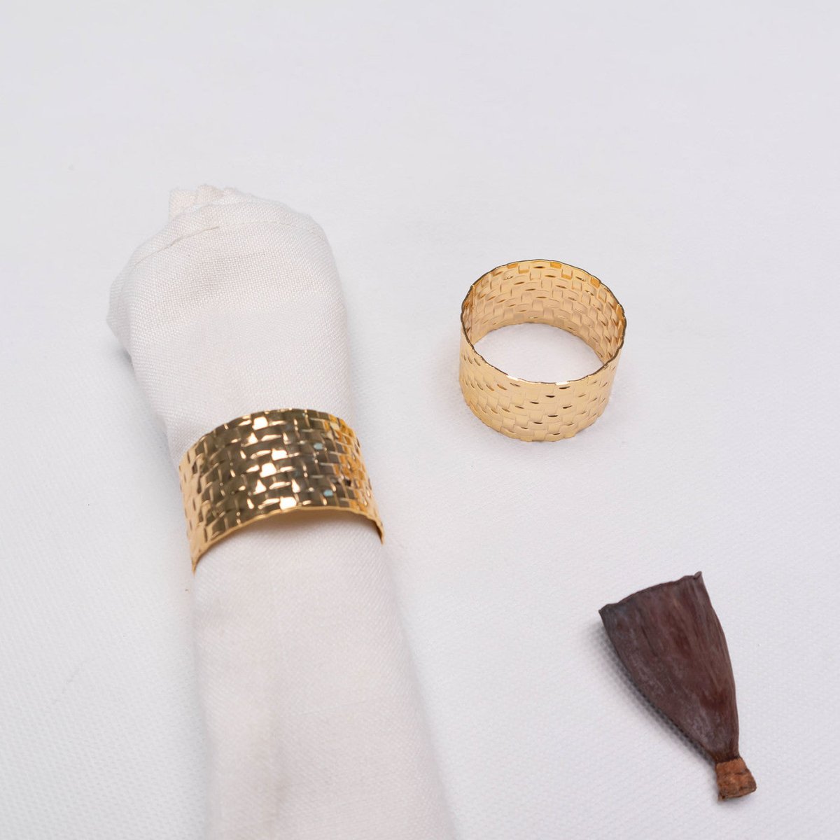 Karaca Home Marcello 2 - pack guld servietring - Luxware DK