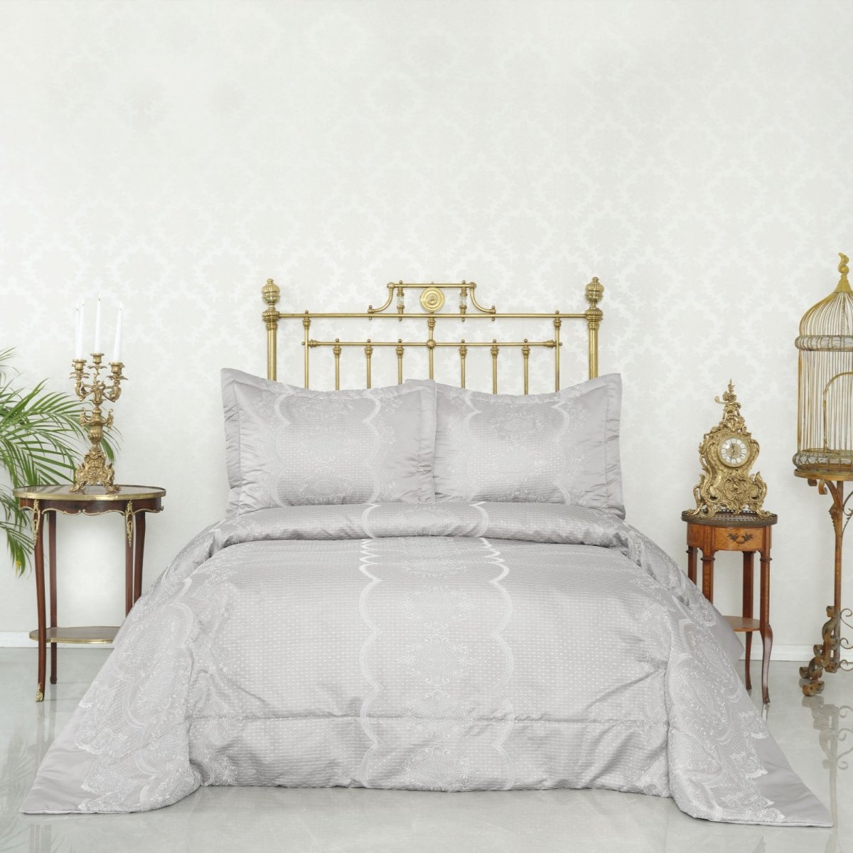 Karaca Home Versailles Sølv 3 - delt broderet dobbelt sengesæt - Luxware DK